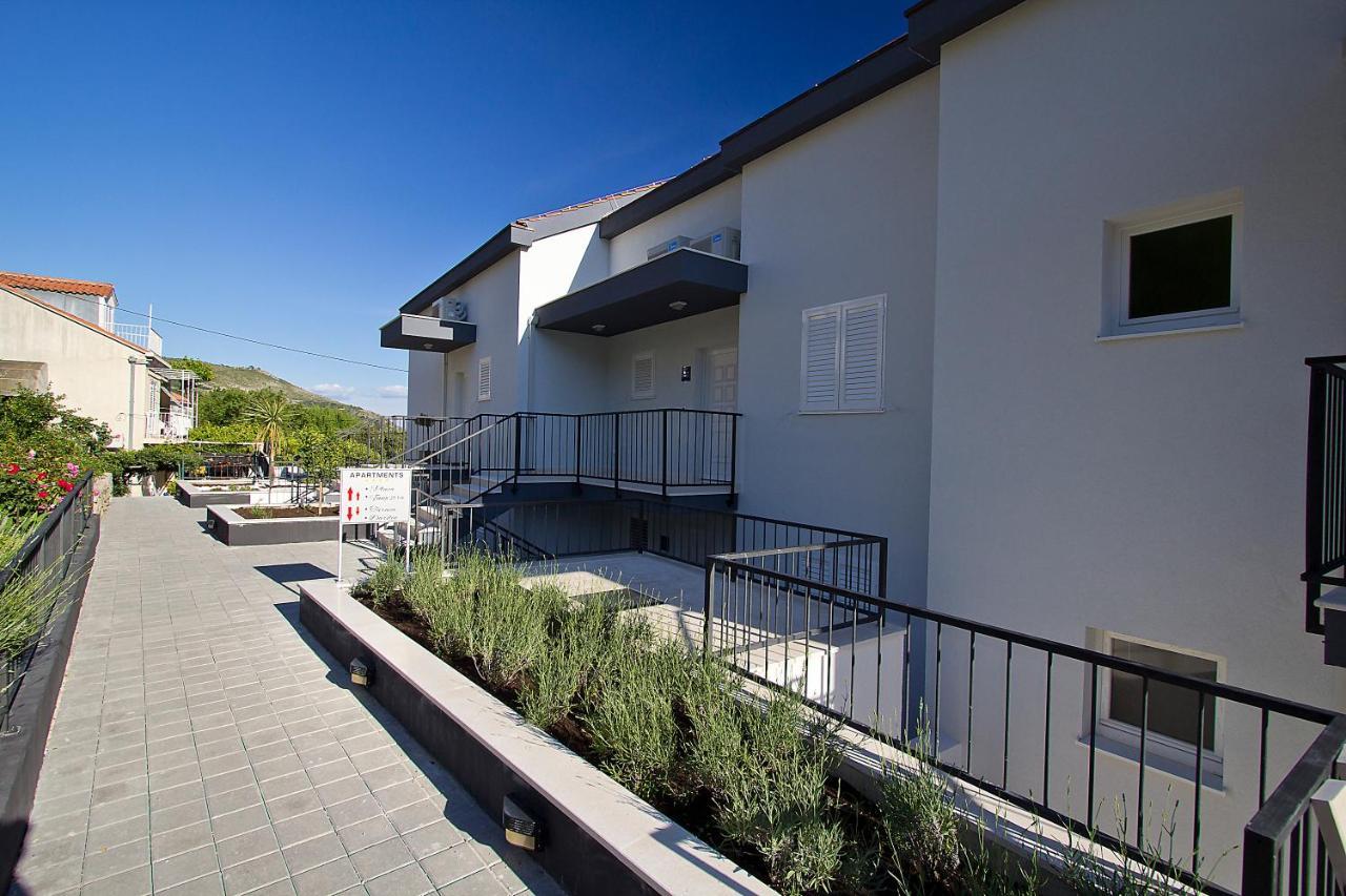 Apartment Ragusa Palace 2 Taraca 外观 照片